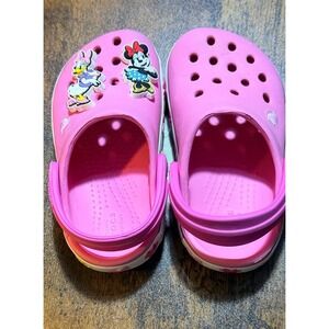 Little girl Disney Minnie Mouse and Daisy Duck light up crocs size 6.